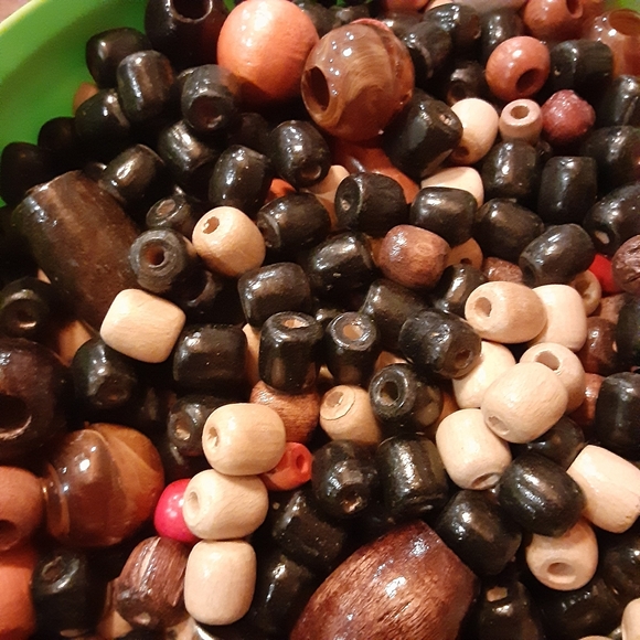 Vintage Wooden Macrame Beads HUGE LOT 5.7 lbs Mixed Boho Dreadlocks Crafting - Picture 3 of 7